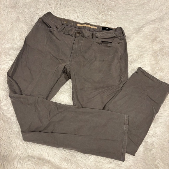 Banana Republic Men's Slim Twill Traveler Pants Mid Gray Size 34 - Picture 2 of 12